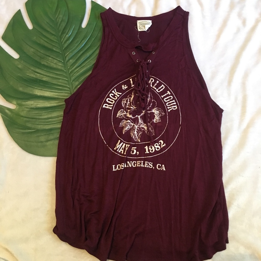 Rock & World Tour Graphic Lace Up Tank